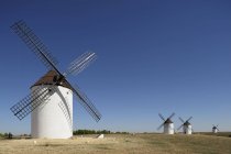 Windmühlen von la mancha; Spanien — Stockfoto