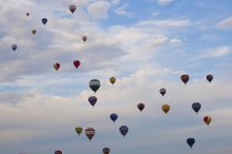Heißluftballons im Flug — Stockfoto