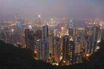 Острів Гонконг вночі — стокове фото
