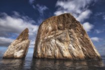 Formations de grandes roches — Photo de stock