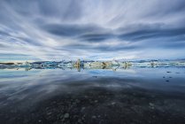 Os icebergs da lagoa de gelo — Fotografia de Stock