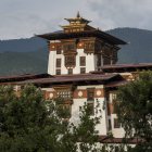 Punakha Dzong; Punakha, Bután - foto de stock