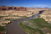 Río Colorado serpenteando - foto de stock