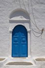 Bright blue door — Stock Photo