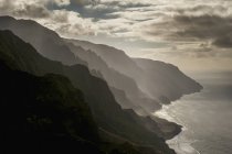 Vista nel tardo pomeriggio della costa di Na Pali — Foto stock