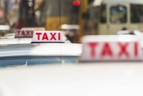 Taxis waiting in Kowloon — Stock Photo