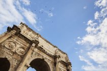 Parede ornamentada do Arco de Constantino — Fotografia de Stock