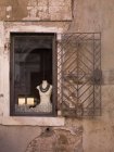Manequim na janela em Veneza — Fotografia de Stock