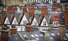 Vecchi tetti e camini; Newcastle Upon Tyne, Tyne And Wear, Inghilterra — Foto stock