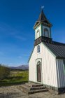 Petite église à la campagne ; Thingvellir, Islande — Photo de stock