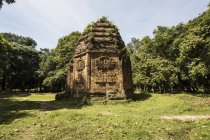 Achteckiger n7-Turm in prasat sambor, die Nordgruppe, sambor prei kuk; kompong thom, Kambodscha — Stockfoto