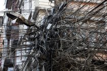 Tangled electrical wires; Kathmandu, Nepal — Stock Photo
