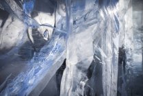 Закри тріщини в брилу льоду; Вінніпег, Манітоба, Канада — стокове фото