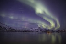 Aurora Borealis, o aurora boreale; Djupavik, fiordi occidentali, Islanda — Foto stock