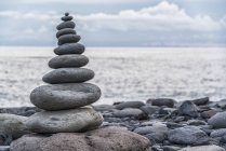 Stack of balanced rocks on the coast of Iceland — Stock Photo
