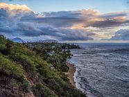 Südliche küste von oahu bei waikiki; oahu, hawaii, vereinigte staaten von amerika — Stockfoto
