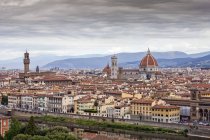 Vue de Florence, y compris la cathédrale de Florence ; Florence, Italie — Photo de stock