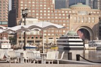 Rowes Wharf and Boston Harbor Hotel, Boston Harbor, Boston, Massachusetts, Usa — стокове фото