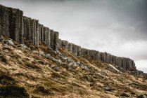 Gerduberg basaltsäulen in snaefellsnes; island — Stockfoto