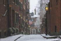 Acorn Street view after blizzard in Boston, Suffolk County, Massachusetts, Usa — стокове фото