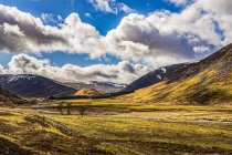 View towards the Cairngorm mountains; Scotland — Fotografia de Stock