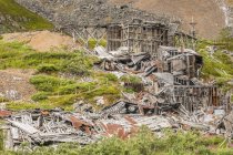 Les vestiges des mines de l'indépendance aujourd'hui abandonnées subsistent et la région est aujourd'hui un parc historique national. Palmer, centre-sud de l'Alaska ; Alaska, États-Unis d'Amérique — Photo de stock