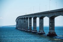 Мост Конфедерации; Остров Принца Эдуарда, Канада — стоковое фото