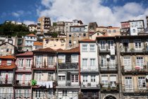 Casas antigas; Porto, Portugal — Fotografia de Stock