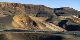 Oleoduto na Islândia Oriental; Skutustadahreppur, Região Nordeste, Islândia — Fotografia de Stock
