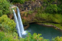 Wailua Falls; Kauai, Havaí, Estados Unidos da América — Fotografia de Stock