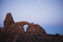 Turret Arch At Dawn, Arches National Park; Utah, Vereinigte Staaten von Amerika — Stockfoto