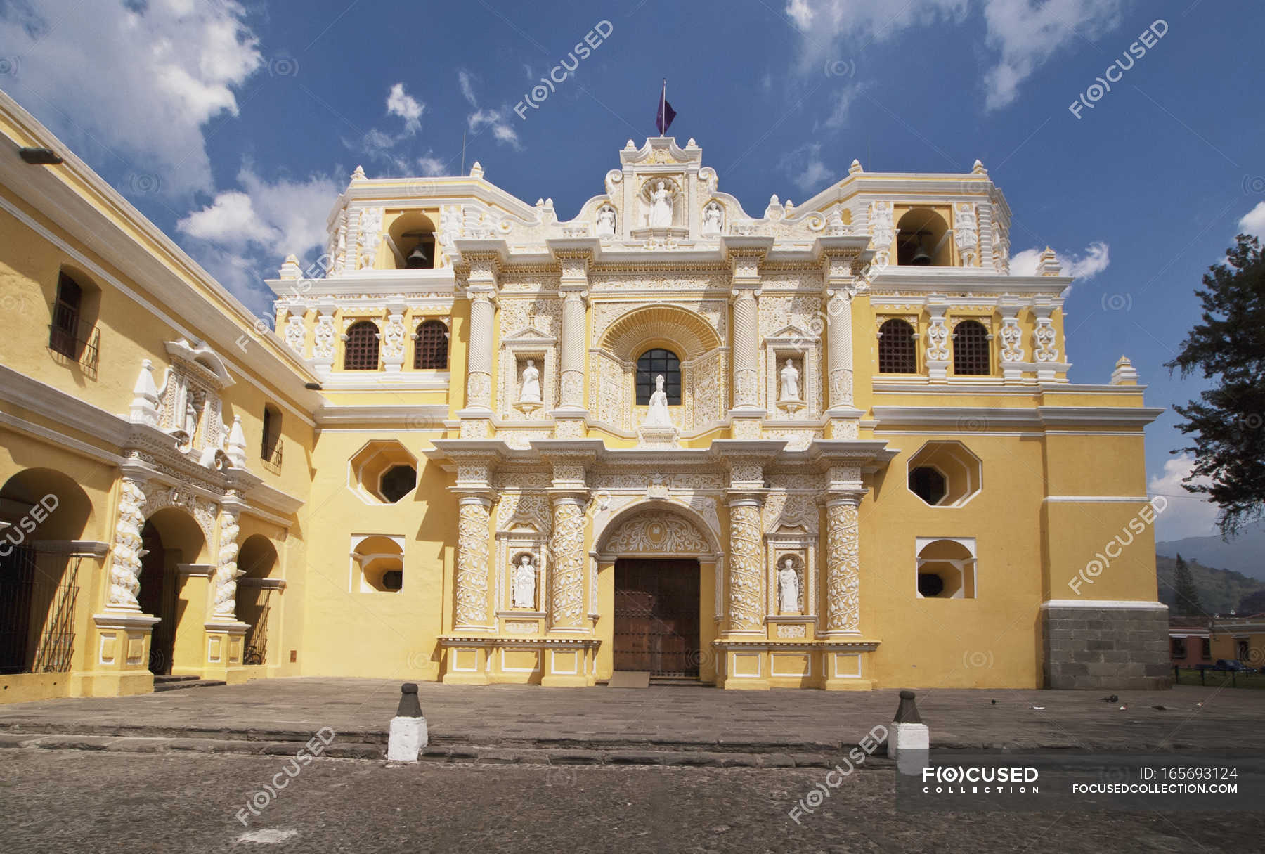 La Merced Church; Antigua, Guatemala — blue sky, angle - Stock Photo |  #165693124