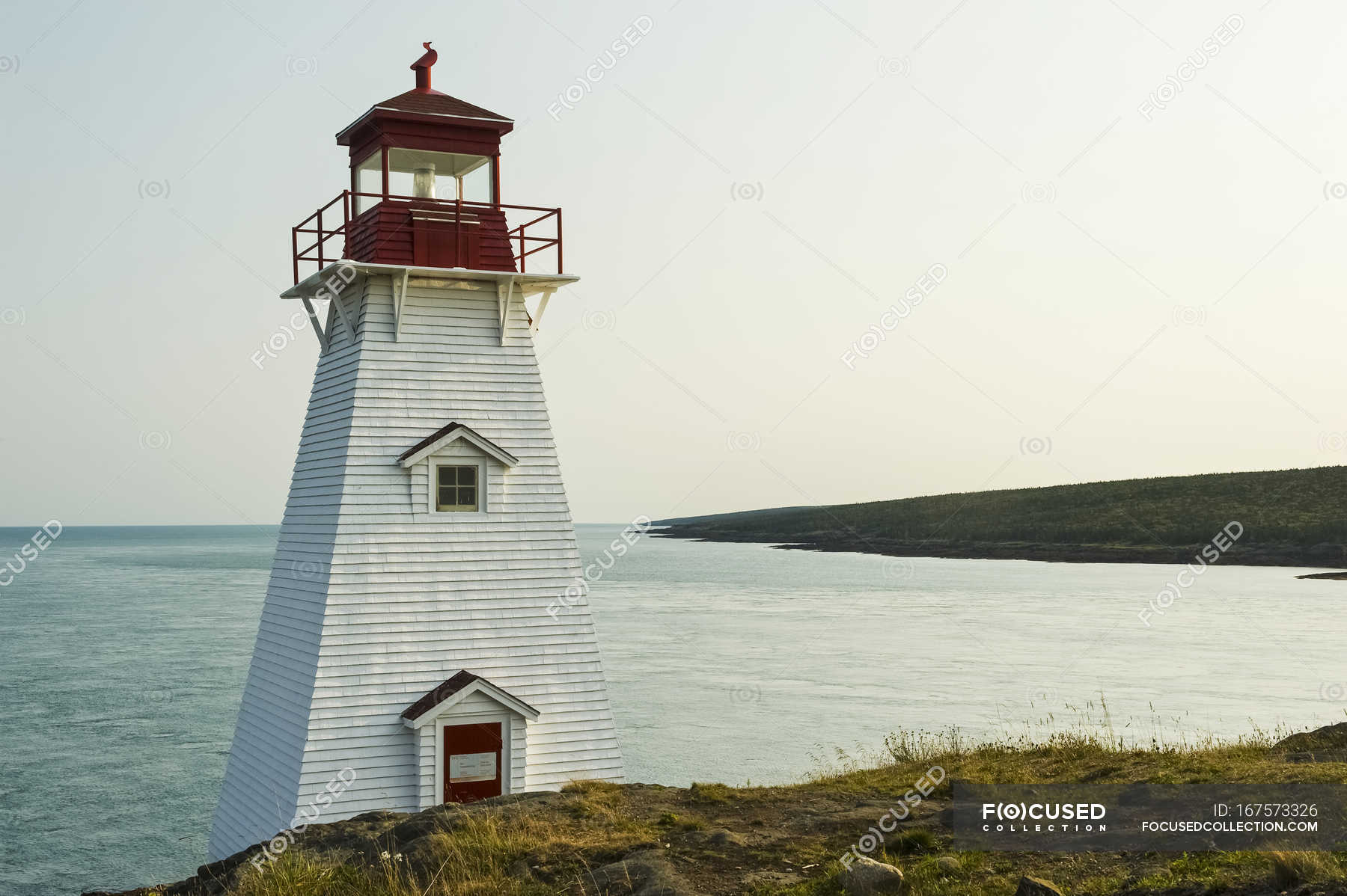 Boar's Head Lighthouse — atlantic coast, Long island - Stock Photo ...