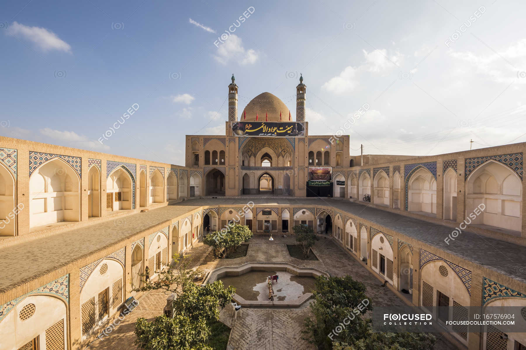 Agha Bozorg mosque — Elevated View, Western Asia - Stock Photo | #167576904