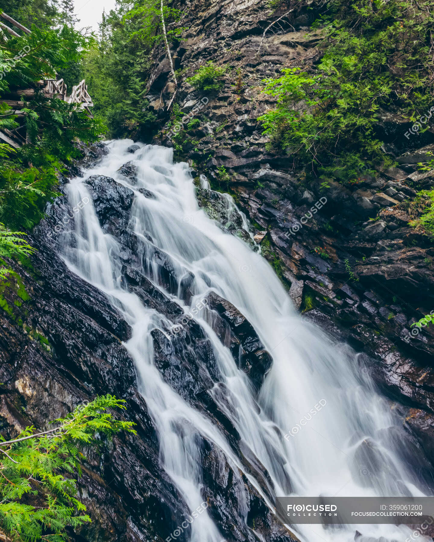Cascata del Canyon des Portes de l'Enfer; SaintNarcissedeRimouski