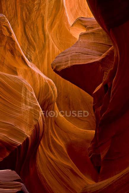 Red and orange colored cliffs — Stock Photo
