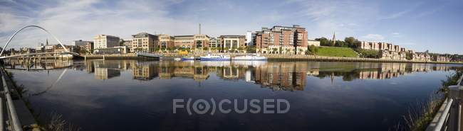 Newcastle Upon Tyne paisaje urbano - foto de stock