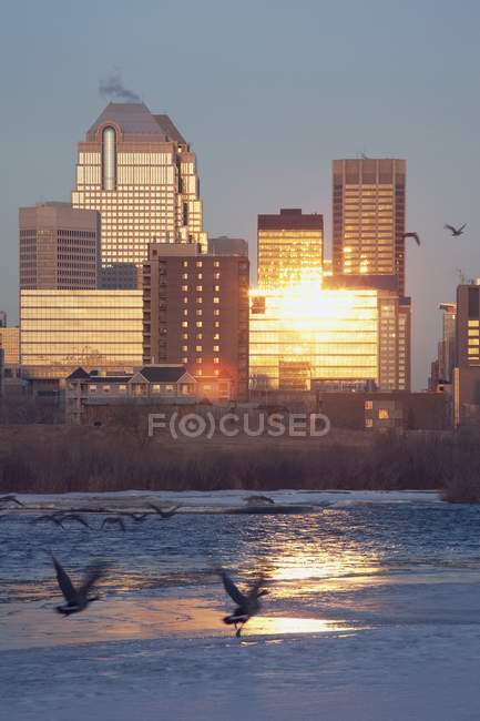 Bow River And Buildings — Stock Photo