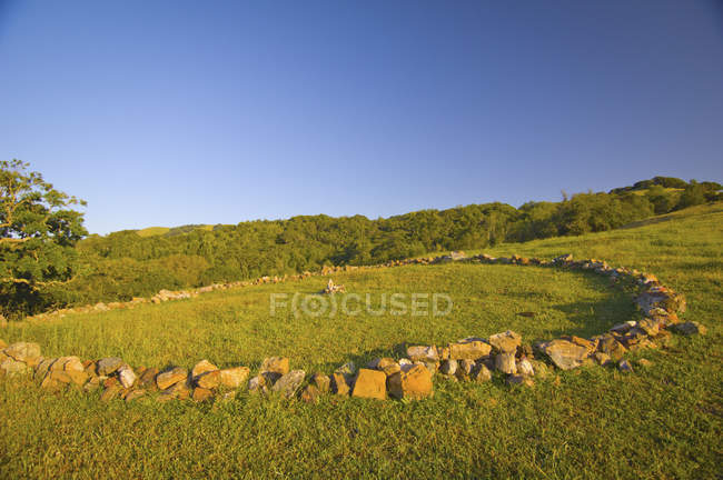 Pedras em formação de círculo — Fotografia de Stock