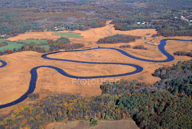 Luftaufnahme des gewundenen Flusses — Stockfoto
