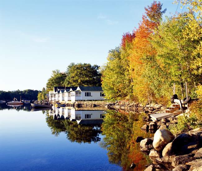 Chalets dans les lacs du New Hampshire — Photo de stock