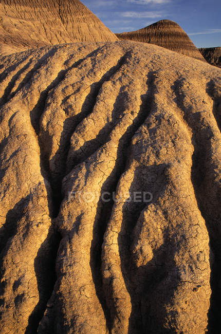 Arid Desert в дневное время — стоковое фото