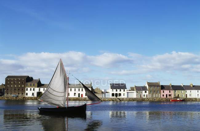 View of boats over water — Stock Photo
