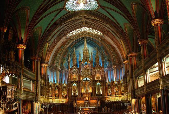 Vue intérieure de la cathédrale — Photo de stock
