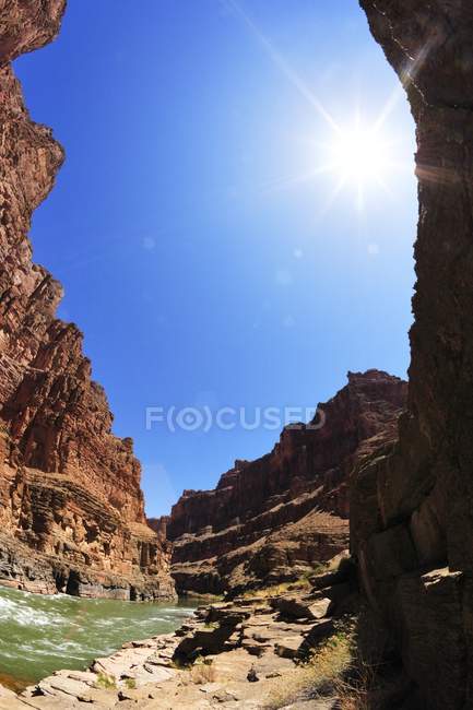 Grand Canyon mit Fluss zu Fuß — Stockfoto