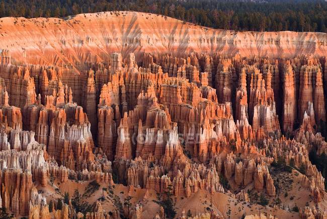Vue des formations rocheuses — Photo de stock