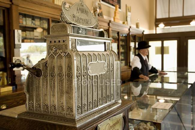 Old Fashioned Cash Register — Stock Photo