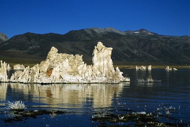 Mono Lake, California, EE.UU. - foto de stock