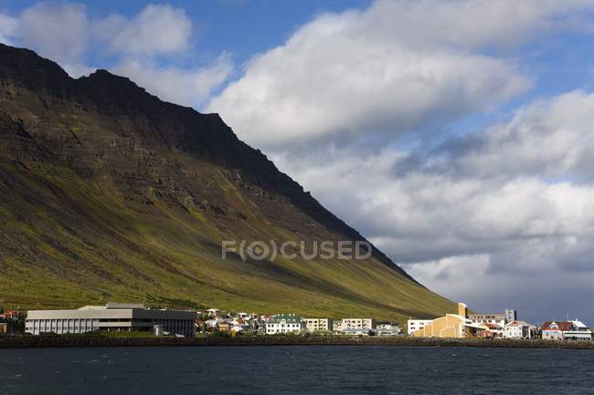 Porto di Isafjordur, regione dei fiordi occidentali — Foto stock