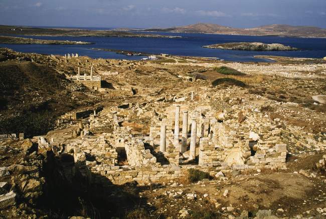 Sitio arqueológico en la isla de Delos - foto de stock